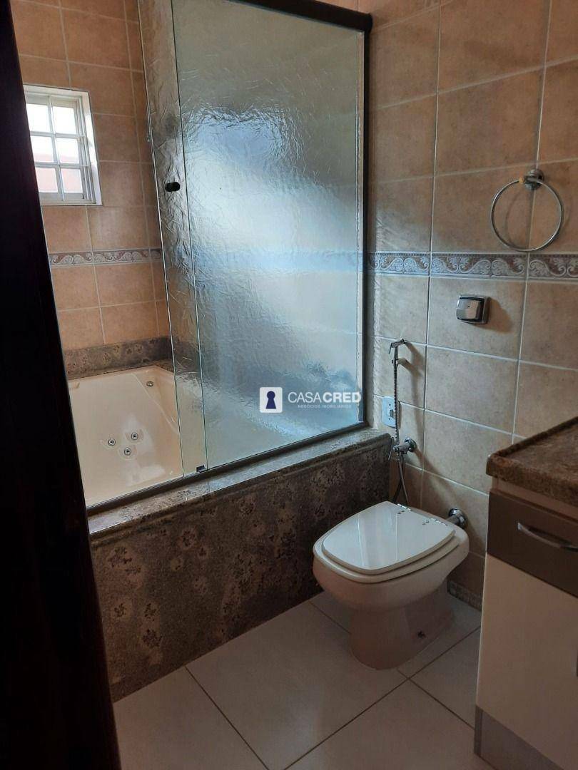 Casa à venda com 3 quartos, 260m² - Foto 11