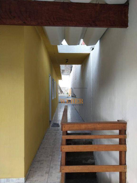 Casa à venda com 2 quartos, 125m² - Foto 8