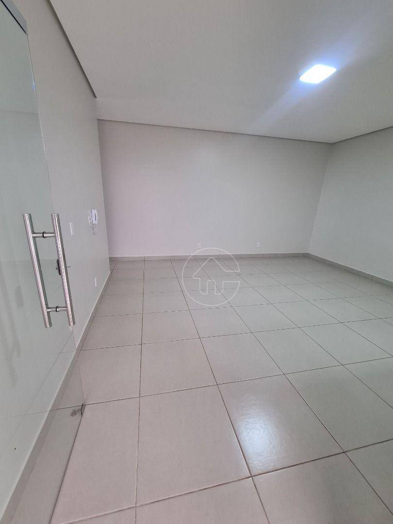 Apartamento para alugar com 2 quartos, 80m² - Foto 1