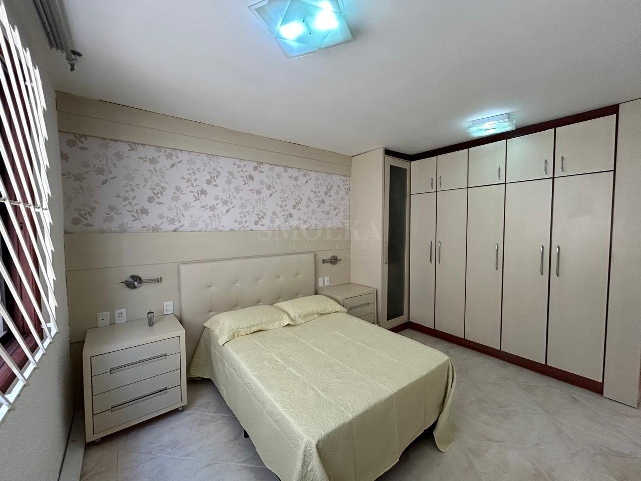 Casa à venda com 3 quartos, 195m² - Foto 15