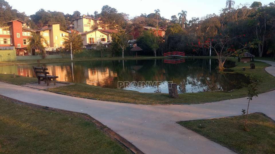 Casa de Condomínio à venda e aluguel com 3 quartos, 400m² - Foto 31