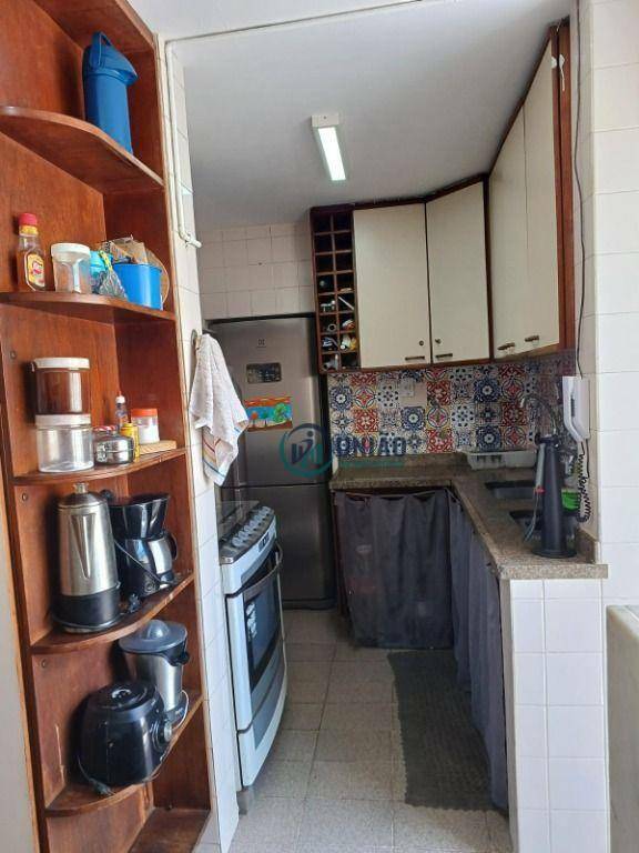 Apartamento à venda com 3 quartos, 83m² - Foto 32