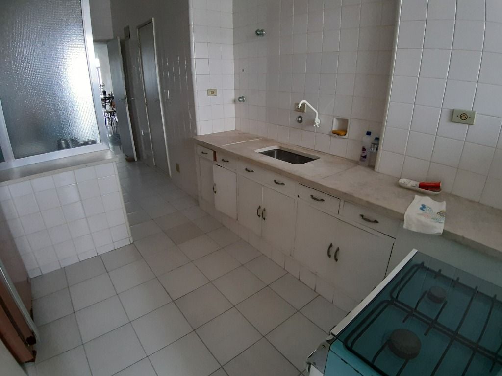 Apartamento à venda com 3 quartos, 190m² - Foto 16