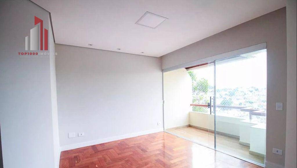 Apartamento à venda com 3 quartos, 66m² - Foto 3