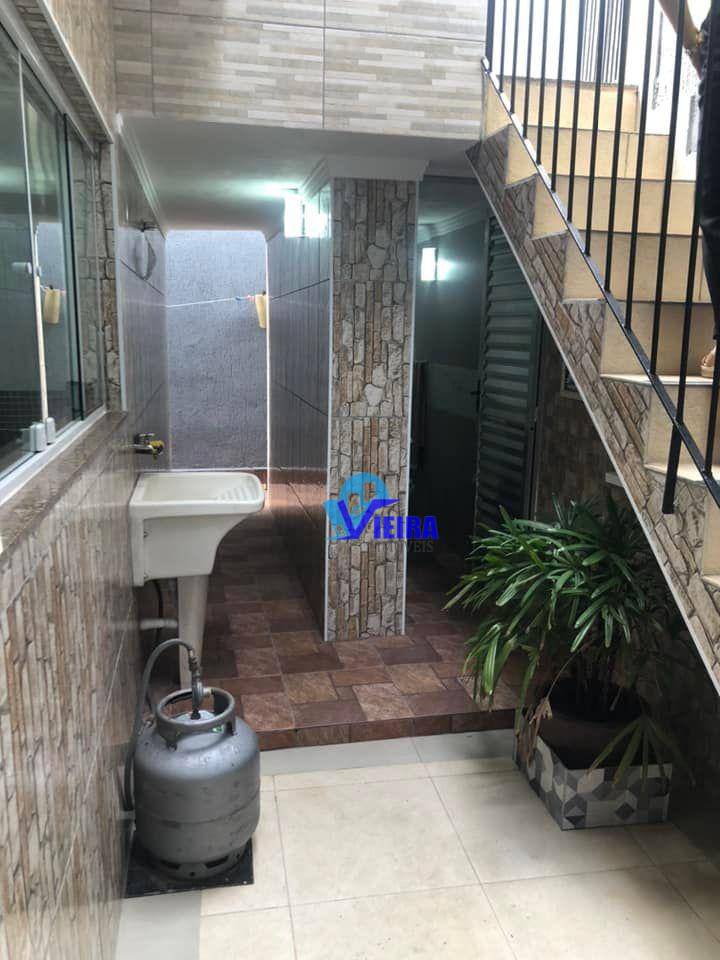 Sobrado à venda com 3 quartos, 250m² - Foto 18