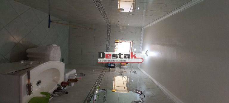 Sobrado à venda com 3 quartos, 215m² - Foto 26