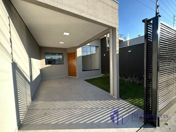 Casa à venda com 3 quartos, 115m² - Foto 1