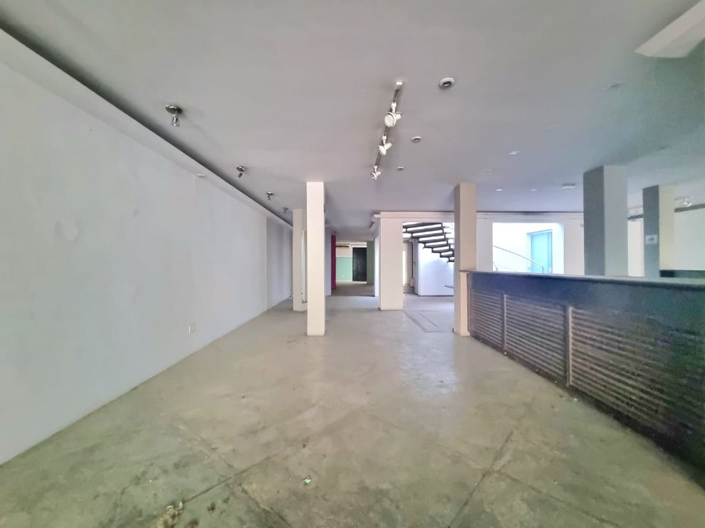 Prédio Inteiro à venda, 1014m² - Foto 17