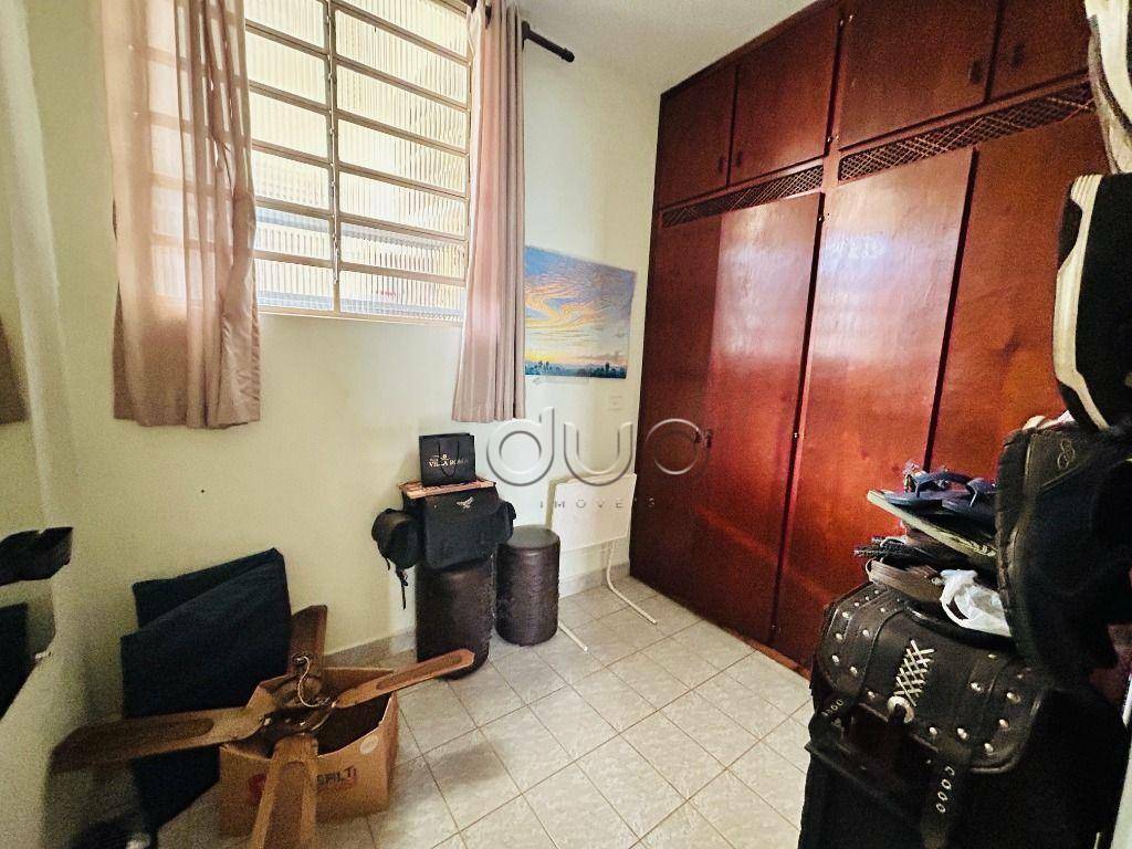 Casa à venda com 3 quartos, 220m² - Foto 16