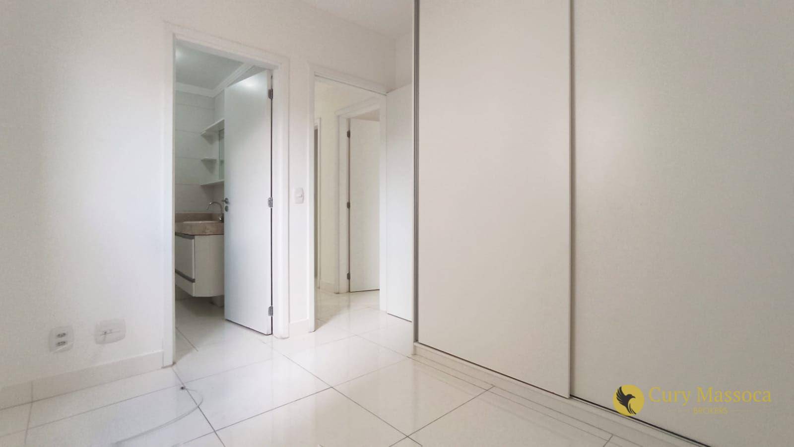 Apartamento para alugar com 3 quartos, 76m² - Foto 11