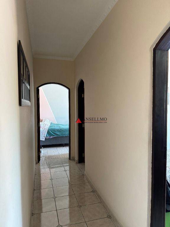 Sobrado à venda com 3 quartos, 196m² - Foto 14