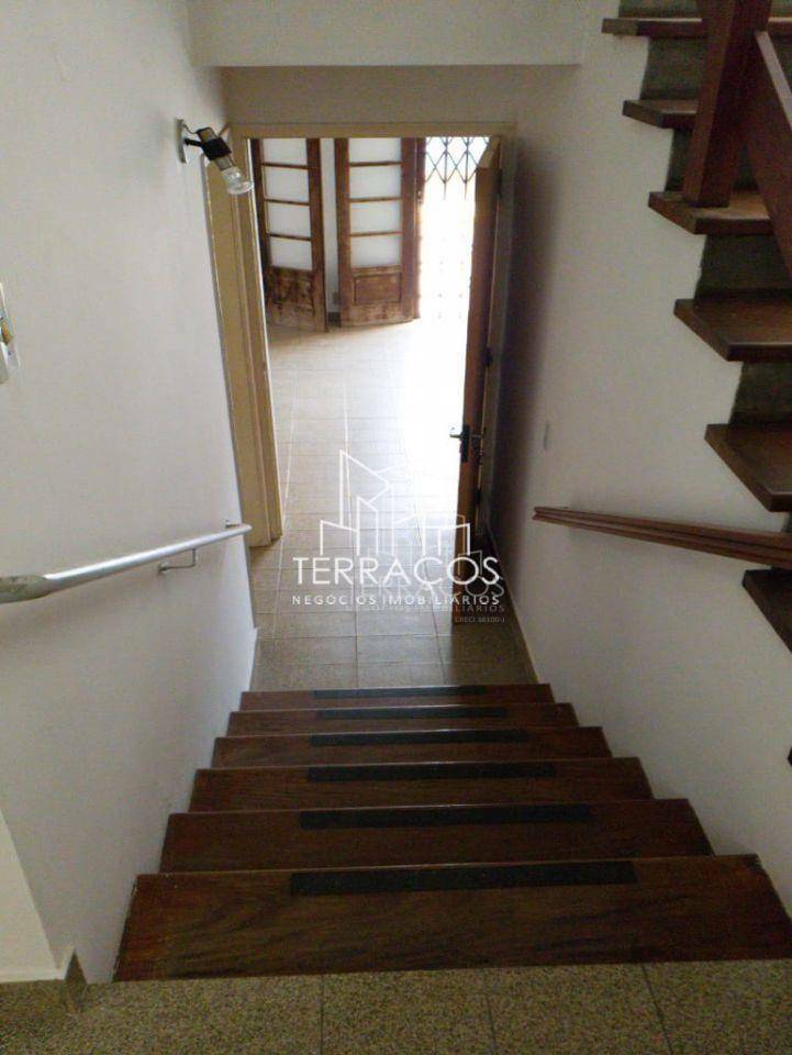 Casa à venda e aluguel com 3 quartos, 322m² - Foto 22