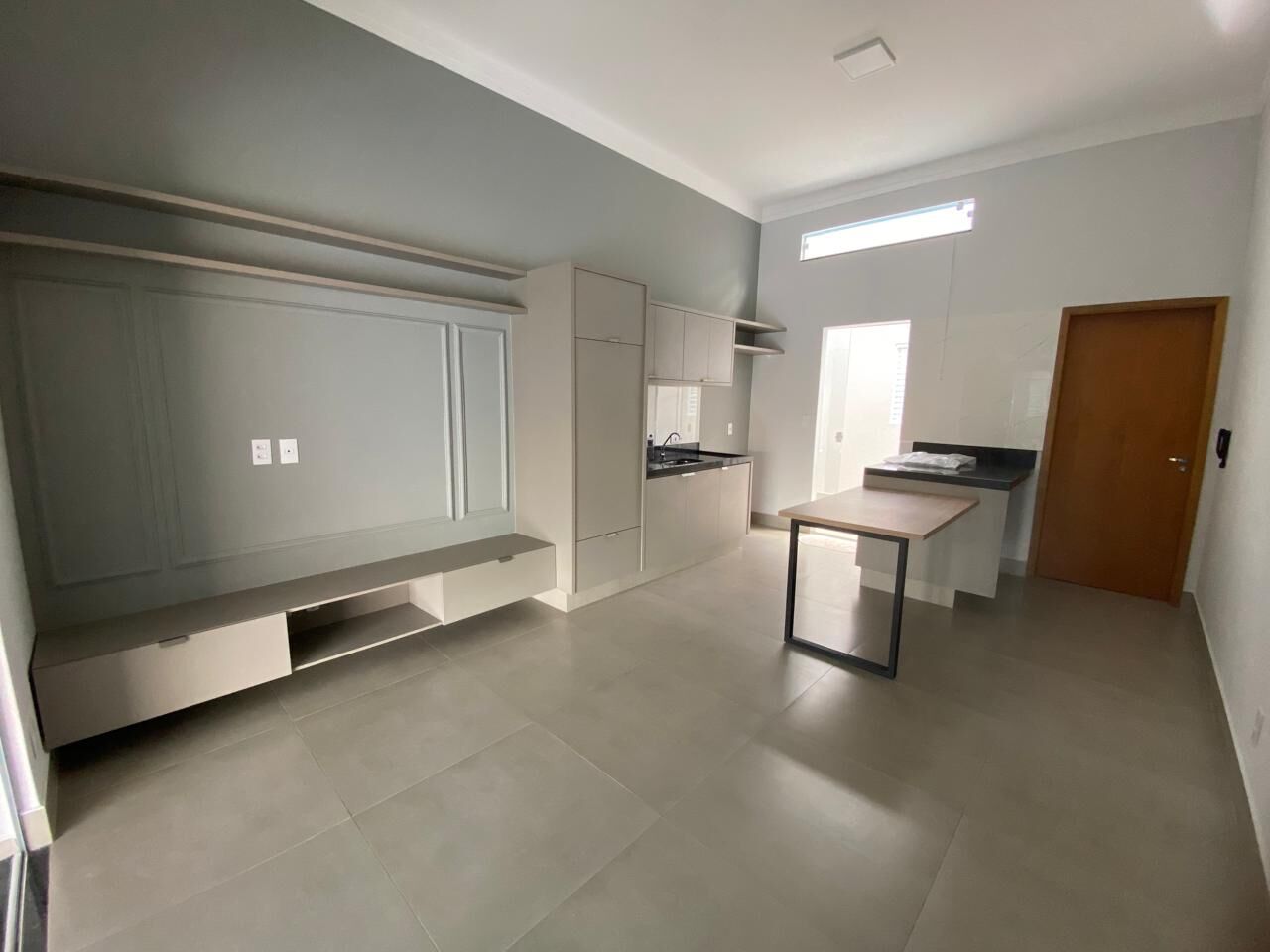 Casa à venda com 3 quartos, 106m² - Foto 4