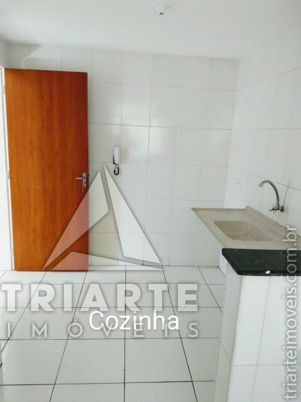 Apartamento à venda com 2 quartos, 44m² - Foto 4