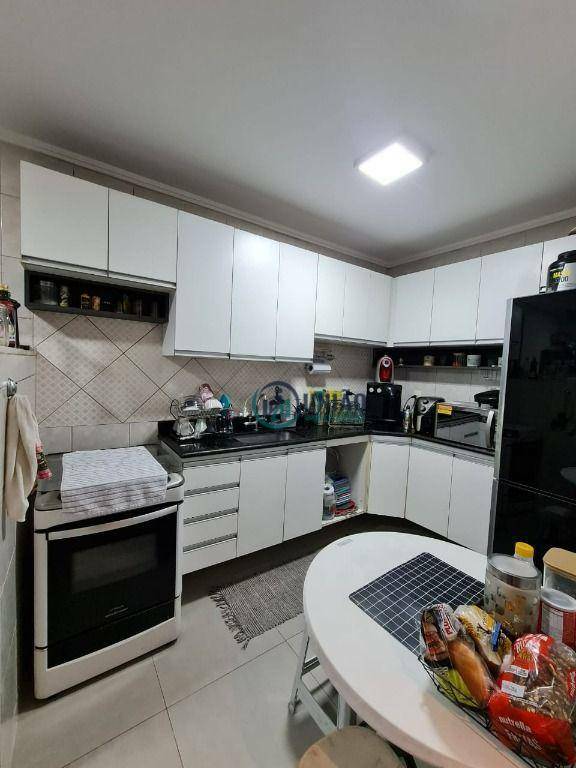 Apartamento à venda com 2 quartos, 80m² - Foto 36