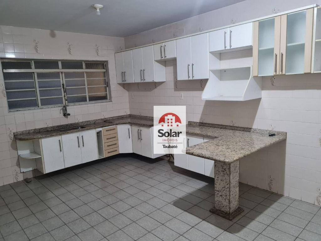 Casa, 3 quartos, 180 m² - Foto 3