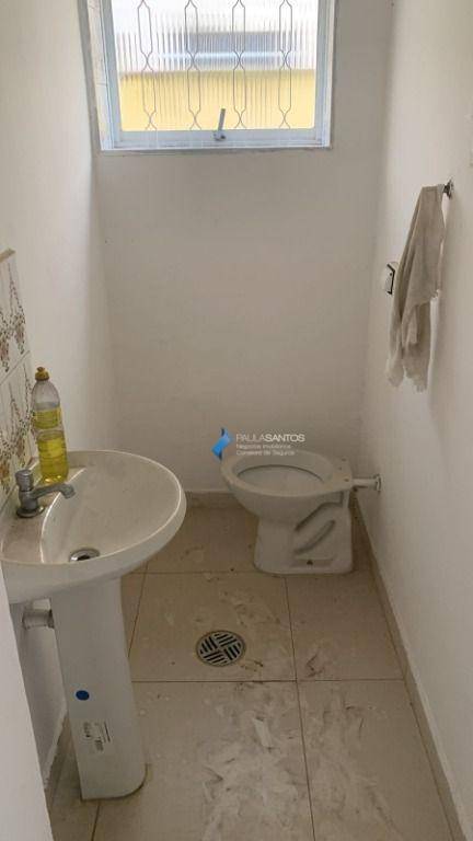 Casa à venda e aluguel com 3 quartos, 244m² - Foto 14