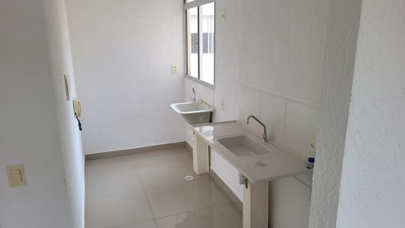 Apartamento à venda com 2 quartos, 38m² - Foto 19