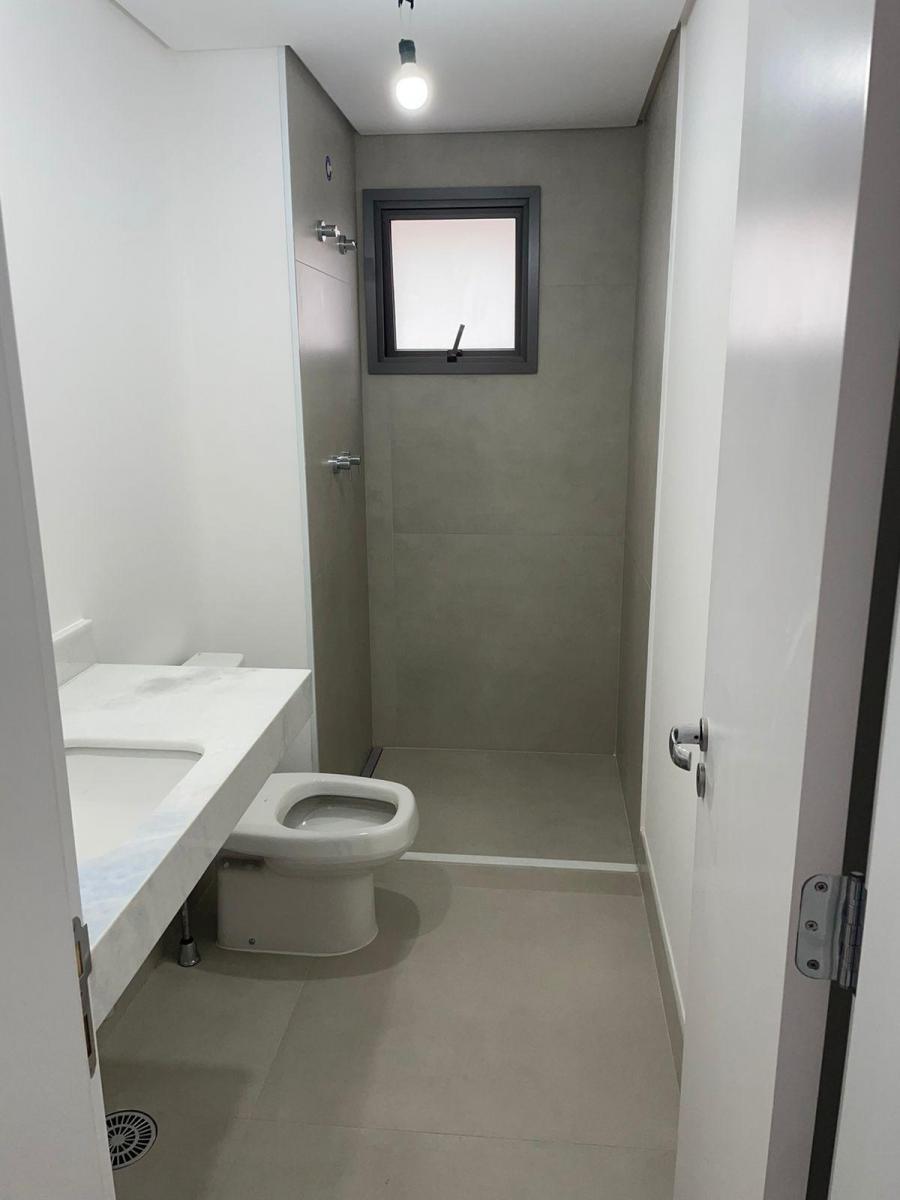 Apartamento à venda com 3 quartos, 131m² - Foto 6