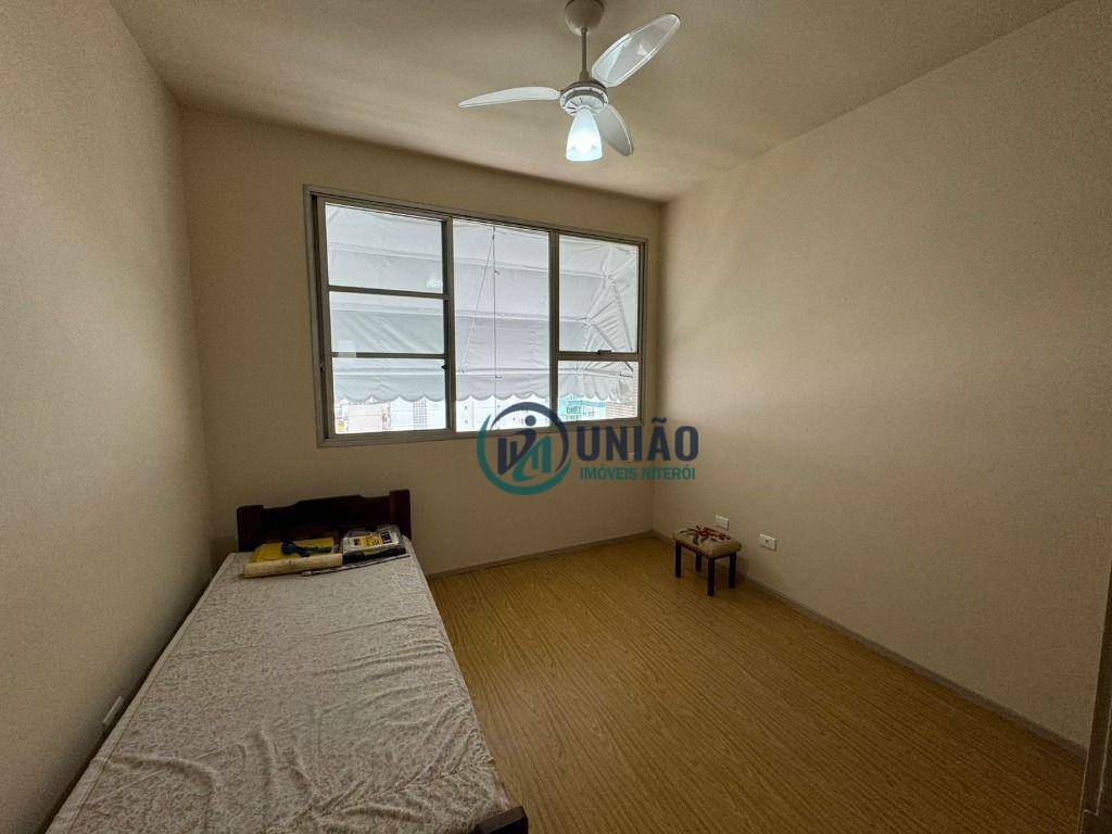 Apartamento à venda com 3 quartos, 115m² - Foto 9