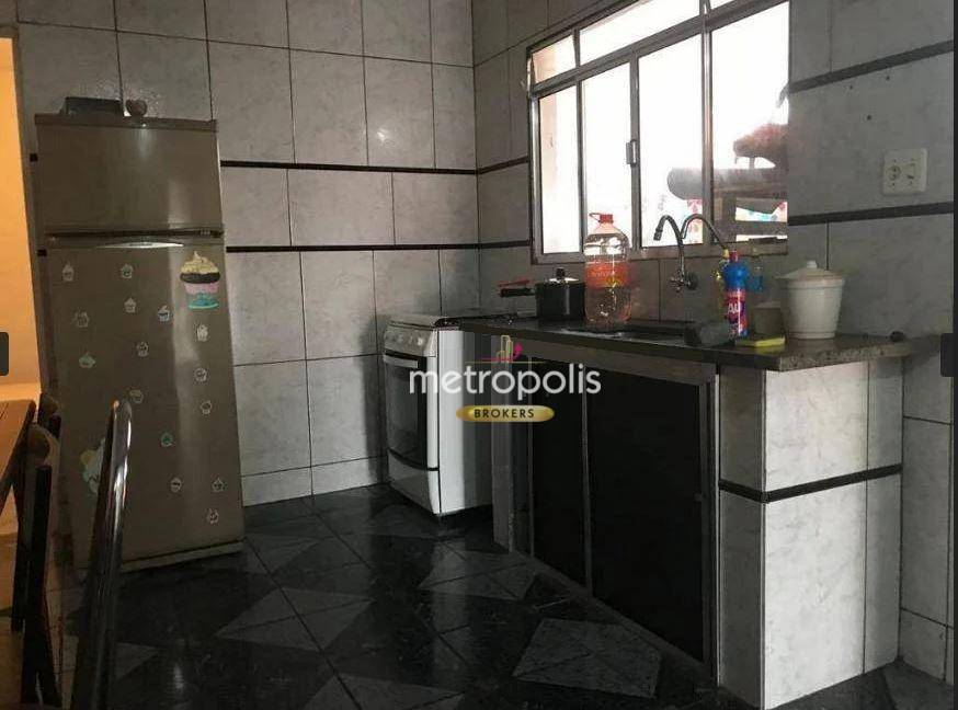 Sobrado à venda com 6 quartos, 228m² - Foto 3