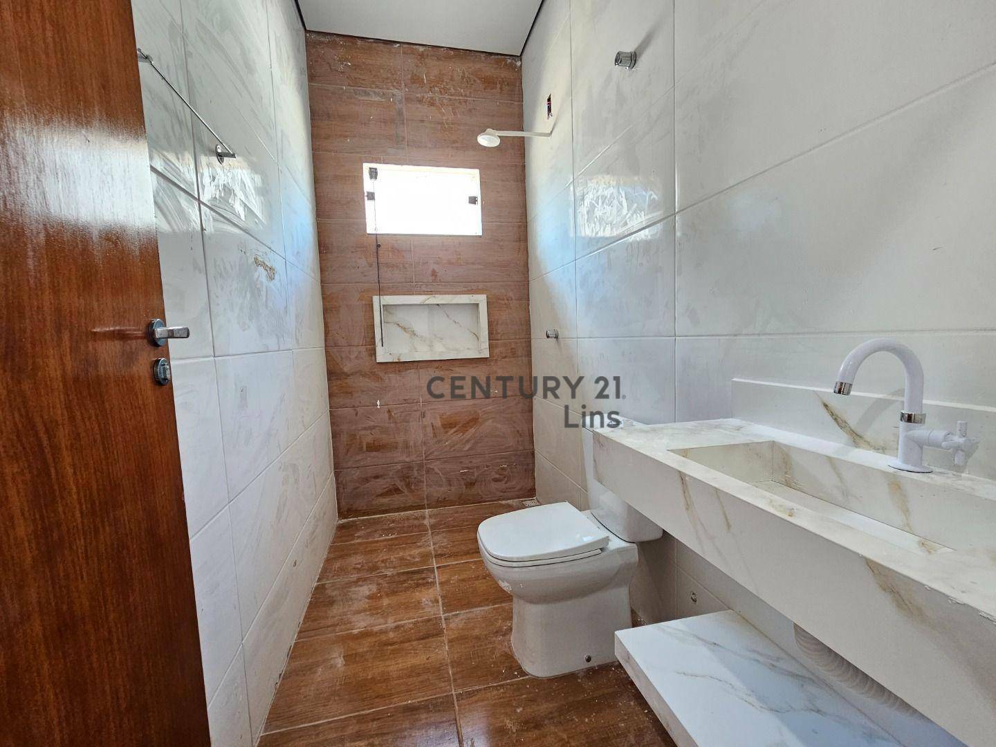 Casa à venda com 2 quartos, 300M2 - Foto 4