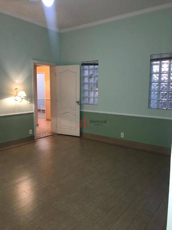 Casa para alugar com 4 quartos, 608m² - Foto 23