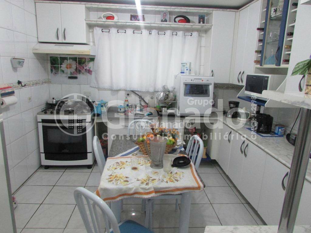 Sobrado à venda com 4 quartos, 300m² - Foto 23