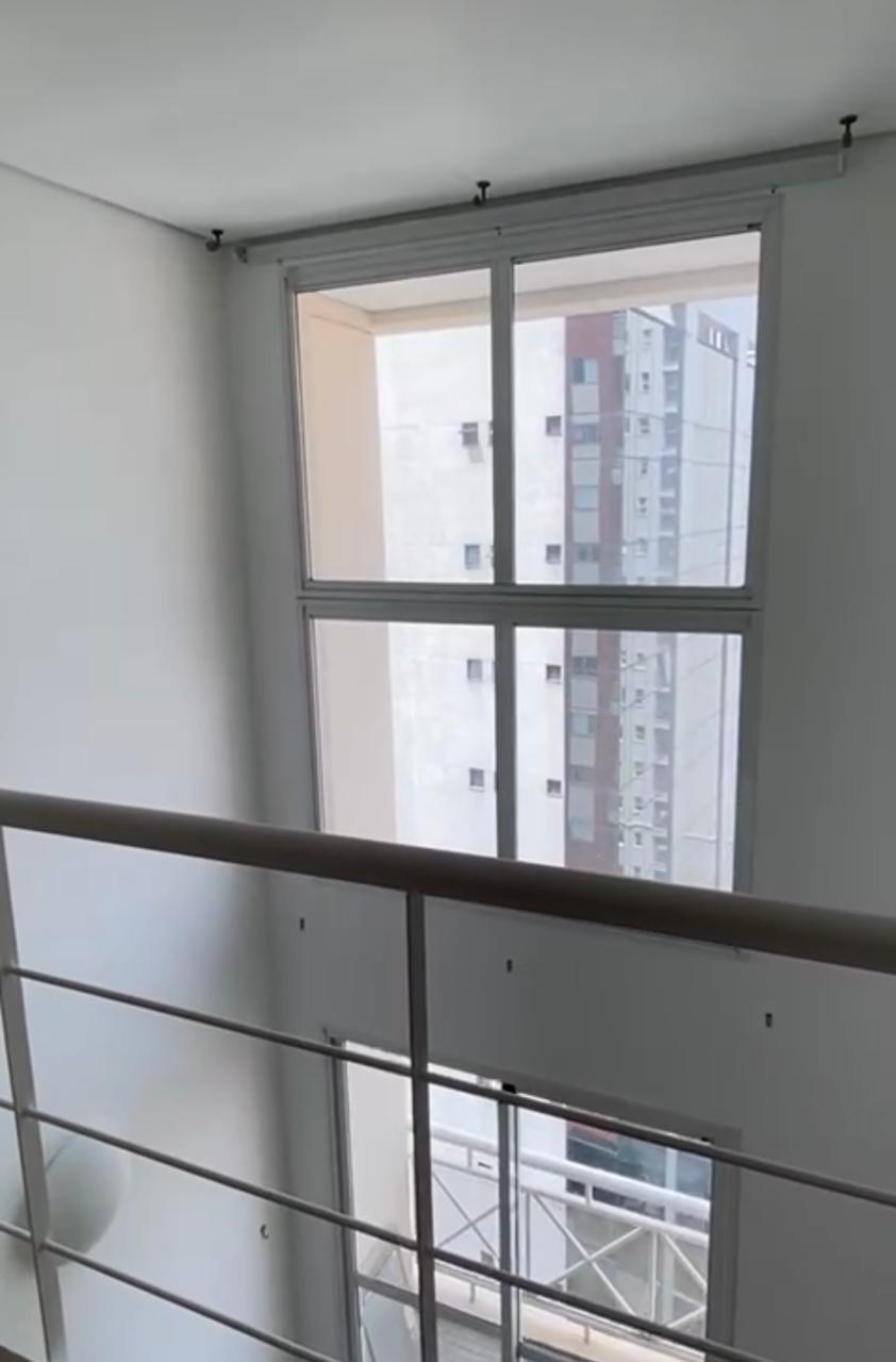 Apartamento à venda com 1 quarto, 42m² - Foto 1