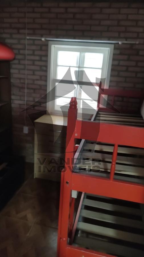 Casa à venda com 5 quartos, 360m² - Foto 4
