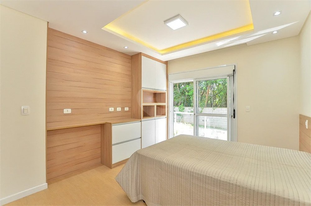 Casa à venda com 4 quartos, 320m² - Foto 7