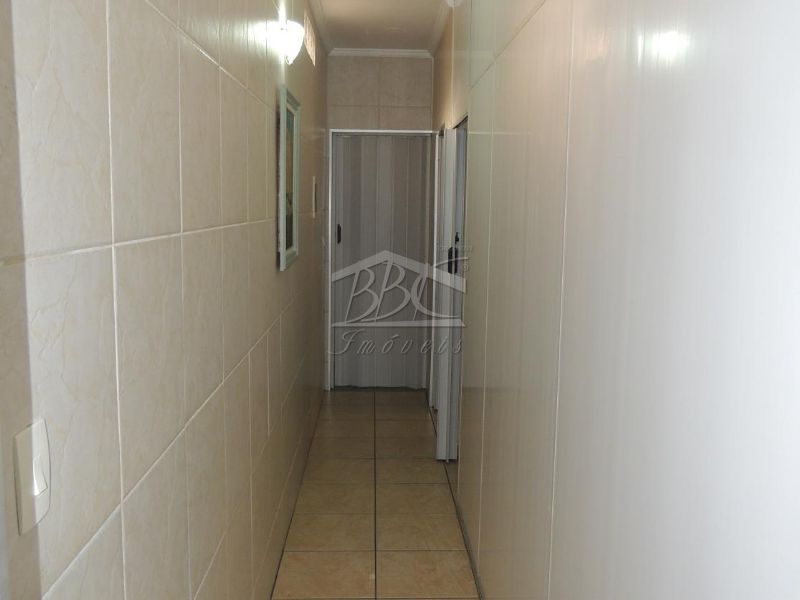 Casa à venda com 2 quartos, 200m² - Foto 16