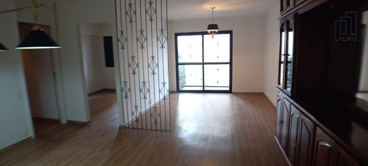 Apartamento para alugar com 4 quartos, 130m² - Foto 52