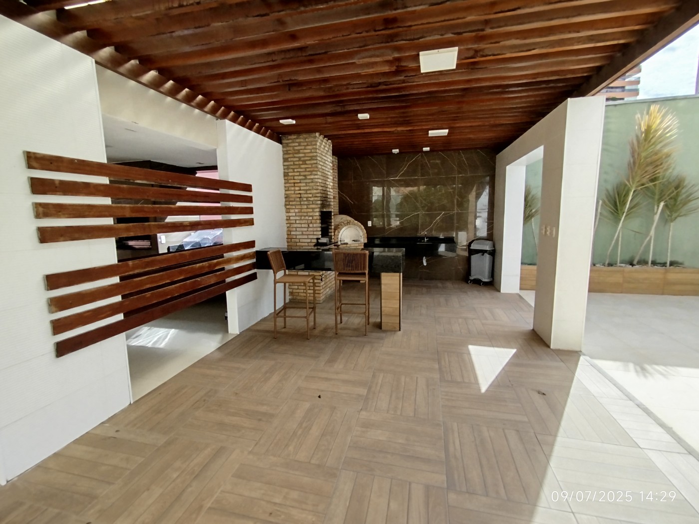 Apartamento para alugar com 3 quartos, 131m² - Foto 9