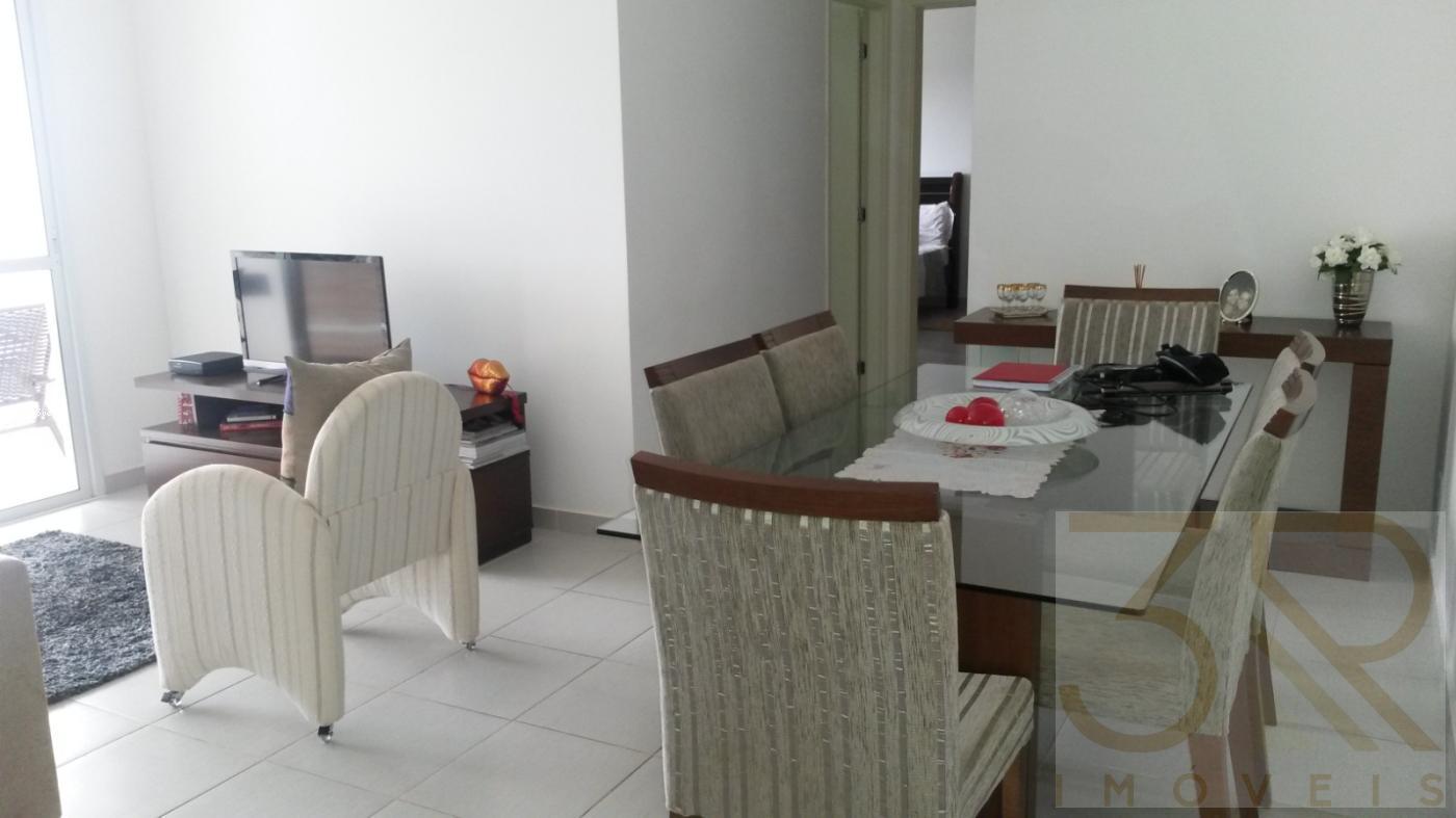 Apartamento à venda com 2 quartos, 70m² - Foto 12