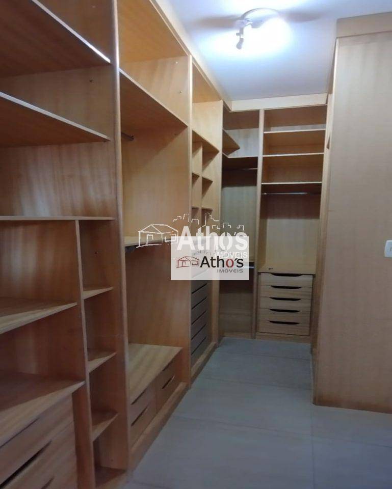 Sobrado à venda com 4 quartos, 320m² - Foto 47