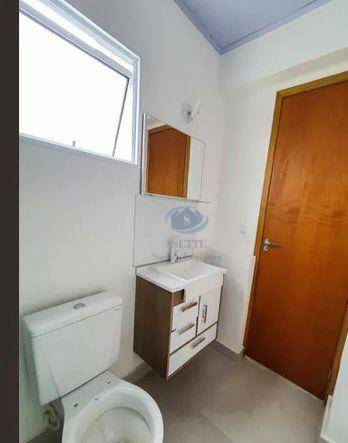 Casa à venda com 2 quartos, 90m² - Foto 2