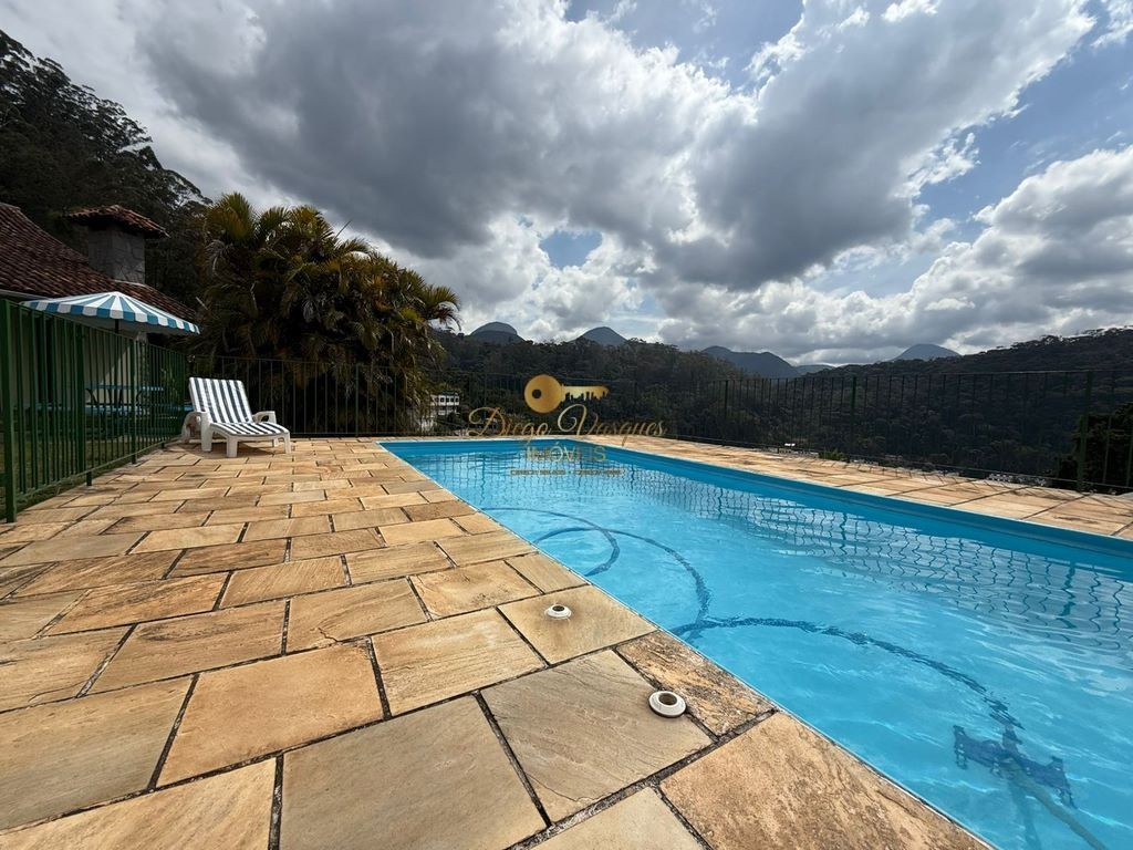 Casa à venda com 11 quartos, 1400m² - Foto 3