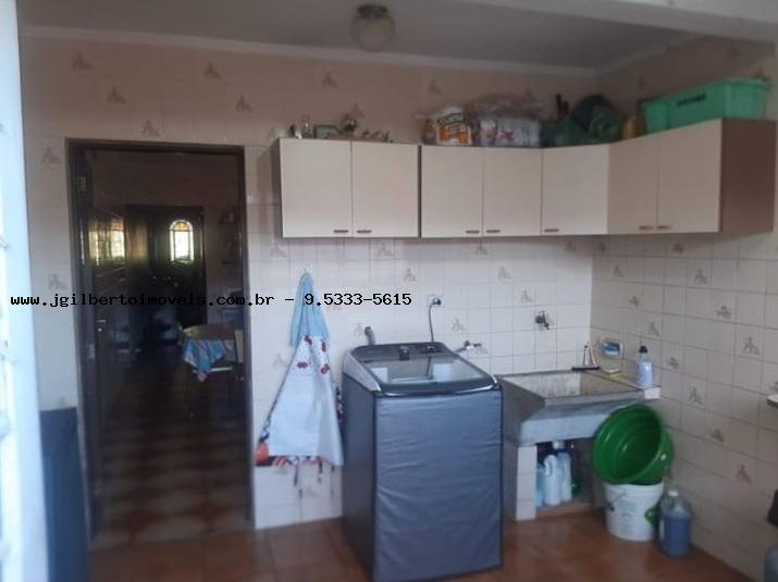 Casa à venda com 3 quartos, 150m² - Foto 9