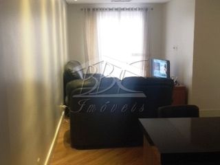 Apartamento à venda com 2 quartos, 70m² - Foto 2