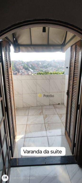 Sobrado à venda com 2 quartos, 280m² - Foto 10