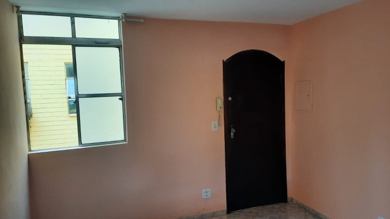 Apartamento à venda com 2 quartos, 47m² - Foto 2