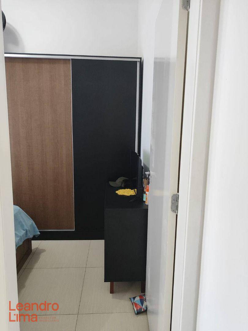 Apartamento à venda com 2 quartos, 52m² - Foto 15