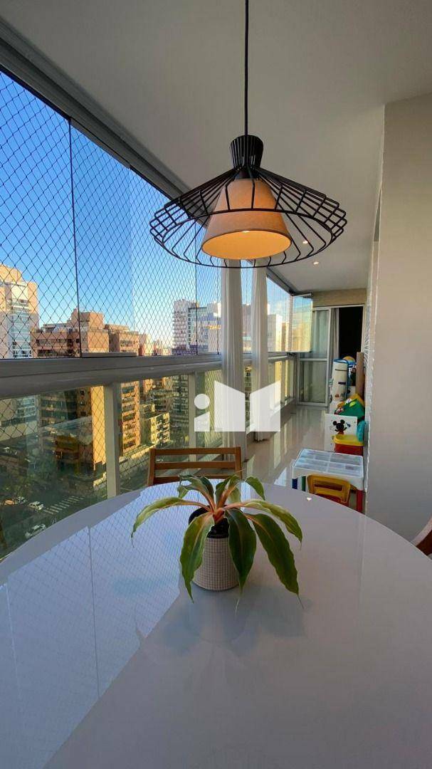 Apartamento à venda com 3 quartos, 90m² - Foto 3