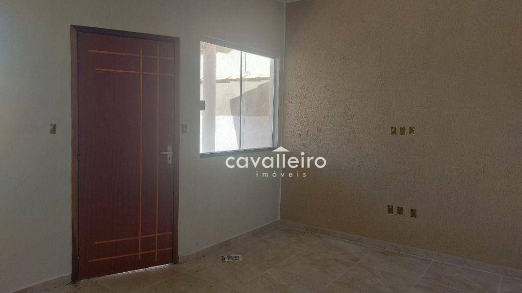 Casa à venda com 2 quartos, 75m² - Foto 11