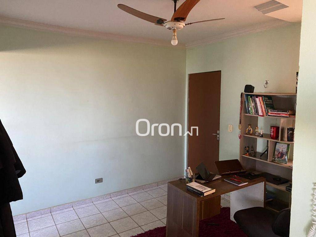 Apartamento à venda com 2 quartos, 46m² - Foto 2