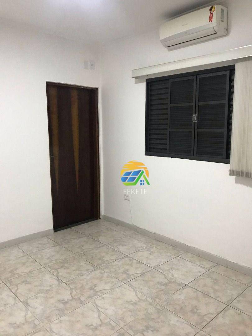 Casa à venda com 3 quartos, 96m² - Foto 15