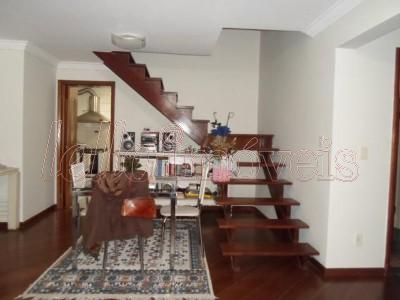 Apartamento à venda com 3 quartos, 224m² - Foto 9