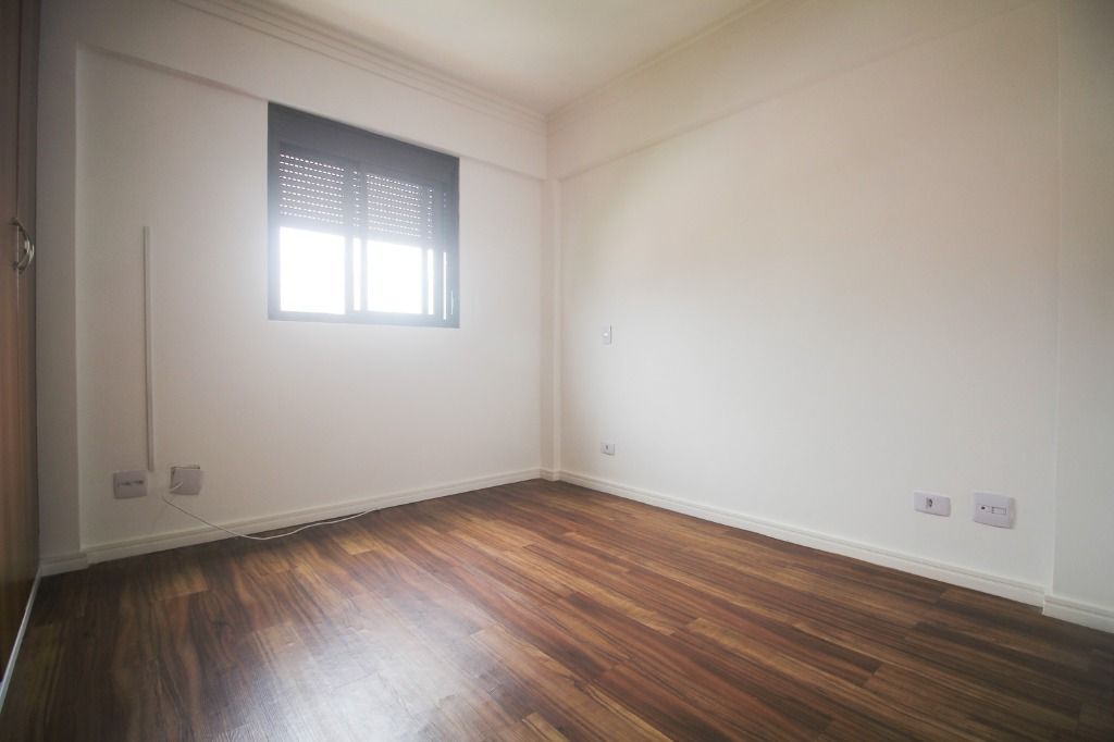 Apartamento para alugar com 2 quartos, 80m² - Foto 33