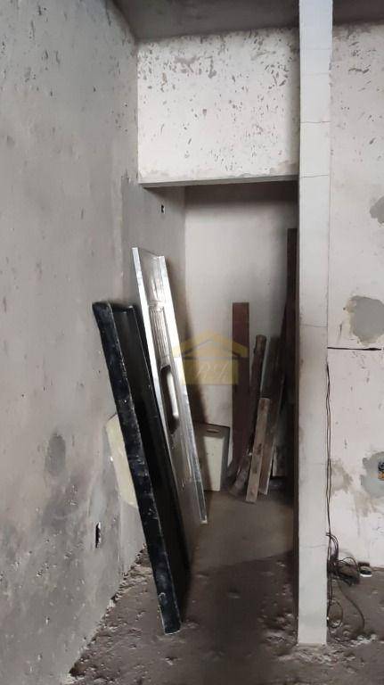 Sobrado à venda com 2 quartos, 112m² - Foto 3